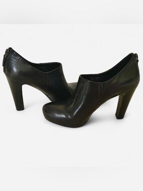Vtg Black Leather High Heel Shoe Boots